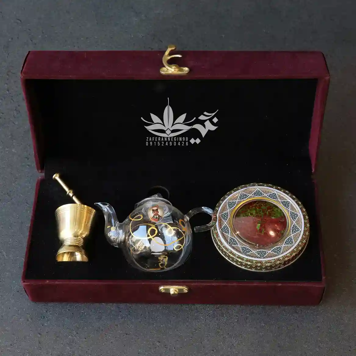 باکس زعفران مخمل قوری‌دار کوچک